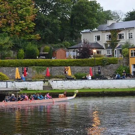 Waterfront View Apartment Carrick-on-Shannon