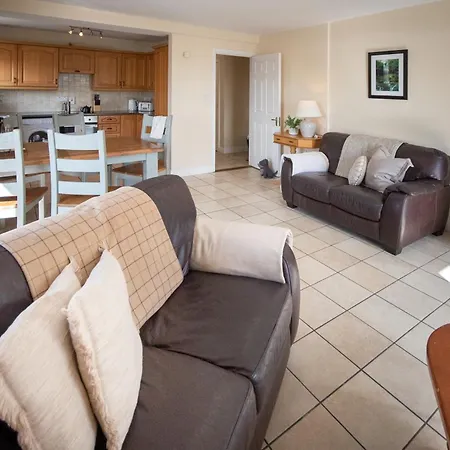 Waterfront View * Carrick-on-Shannon