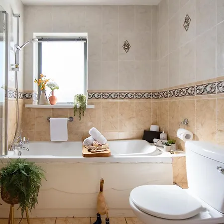 Waterfront View * Carrick on Shannon