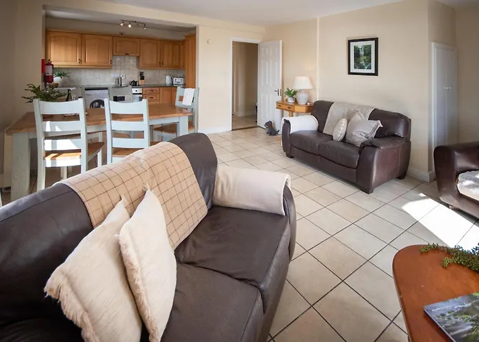 Waterfront View * Carrick on Shannon