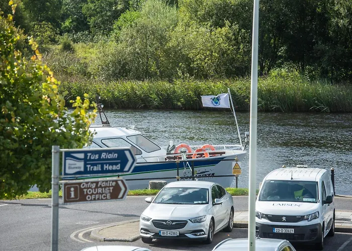 Waterfront View 아파트