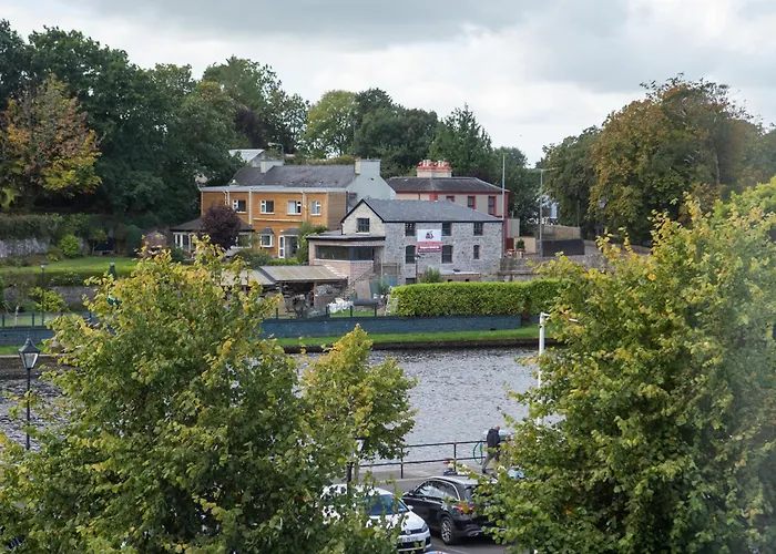Waterfront View 아파트 Carrick on Shannon