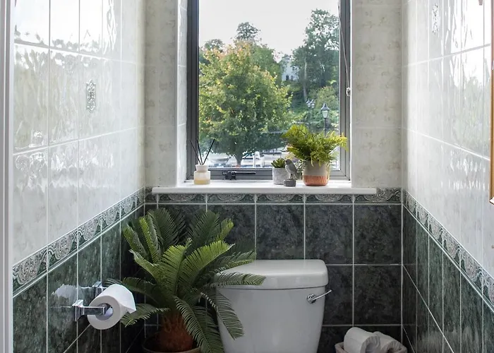 Waterfront View * Carrick on Shannon