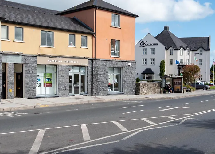 Waterfront View 아파트